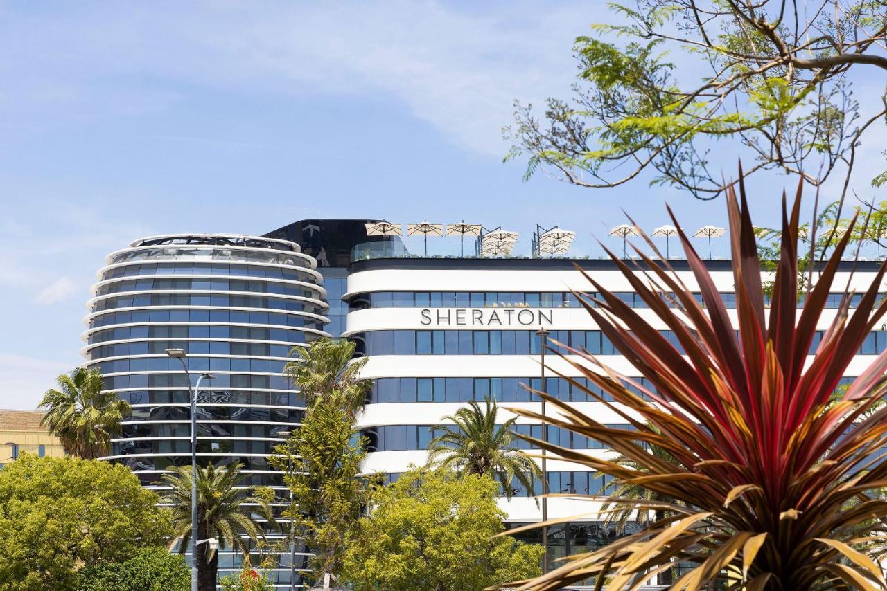 Sheraton Airport Hotel 4*